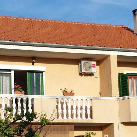Apartments Dano Sukošan Esterno foto